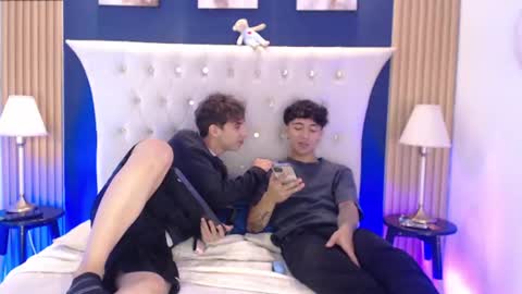 Snapshot of aiden_rivers_ chatting on June 11, 1:09 pm Aiden online show from June 11, 1:09 pm