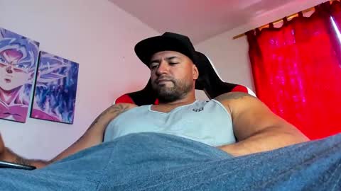 Aiden Brites online show from September 9, 2:49 pm