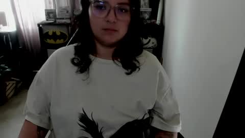 Catalina online show from April 14, 4:57 pm