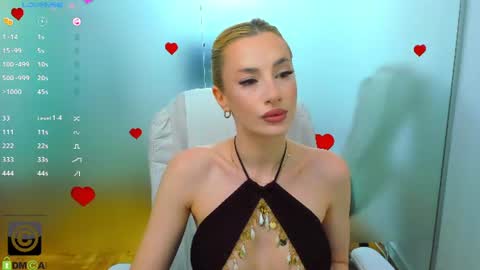 Snapshot of aileen_williams chatting on June 13, 7:39 am Allie online show from June 13, 7:39 am