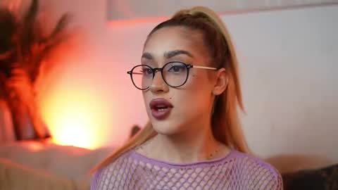  Aileen  online show from February 17, 10:38 pm