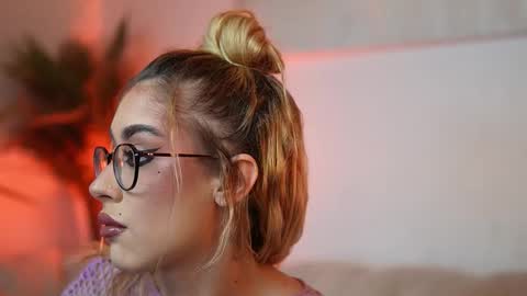  Aileen  online show from February 22, 9:46 pm