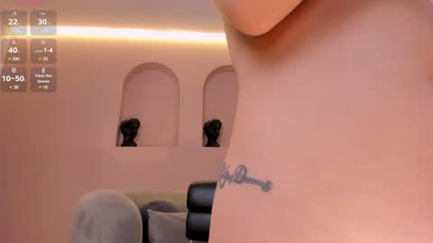 Snapshot of aileenvega chatting on December 22, 7:42 pm AILEEN VEGA online show from December 22, 7:42 pm