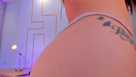 Snapshot of aileenvega chatting on January 9, 12:14 am AILEEN VEGA online show from January 9, 12:14 am