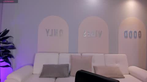 Snapshot of aileenvega chatting on February 27, 11:20 am AILEEN VEGA online show from February 27, 11:20 am