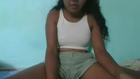 Snapshot of aimeamour chatting on February 9, 7:27 am aimeamour online show from February 9, 7:27 am