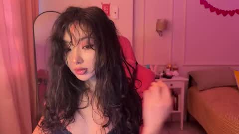 Snapshot of aimeclarks chatting on February 27, 6:02 am Aime online show from February 27, 6:02 am