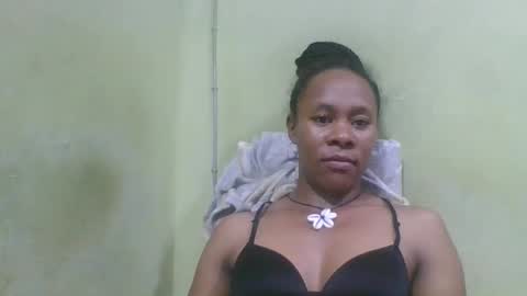 aimee982179 online show from May 12, 6:27 pm