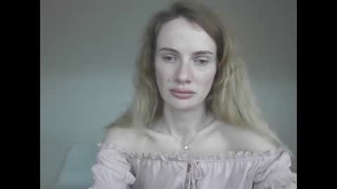 AinyrVixxen online show from May 22, 9:53 pm
