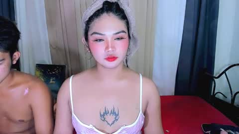 airy_and_dave online show from April 14, 10:43 am