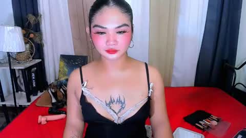 airy_lust online show from April 22, 7:11 am