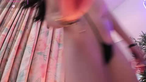 Aisha online show from February 20, 2:35 pm