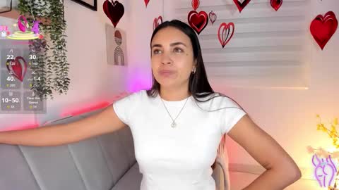 Snapshot of aisha_es chatting on February 13, 11:56 pm Aisha online show from February 13, 11:56 pm