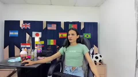 Snapshot of aisha_hotts777 chatting on July 5, 9:00 pm Aisha online show from July 5, 9:00 pm