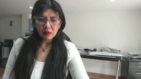 Katie   online show from May 8, 2:55 pm