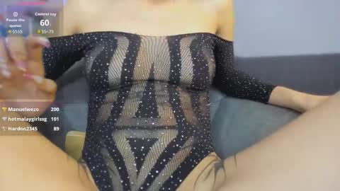 aisha online show from November 8, 2:06 pm