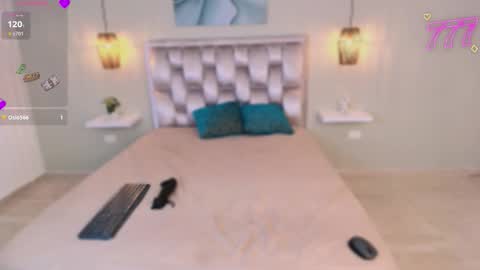 aisha online show from February 24, 11:58 pm