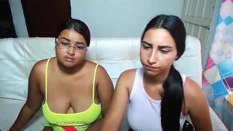 aisha_stacey0410 online show from March 11, 7:31 pm