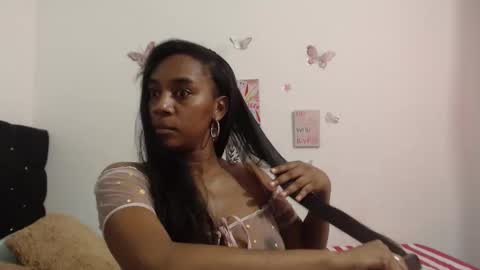 Snapshot of aishaowens chatting on November 25, 7:58 pm Aisha online show from November 25, 7:58 pm