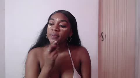 Aisha online show from July 7, 12:31 pm