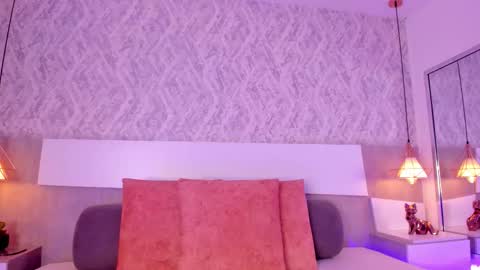 Aisha online show from September 17, 3:24 pm