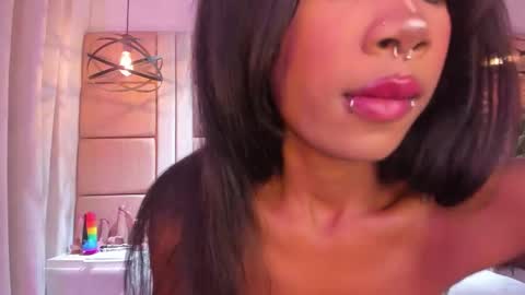 AishaValcazar online show from March 18, 1:20 am