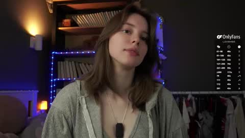 Aliza online show from February 25, 1:15 am