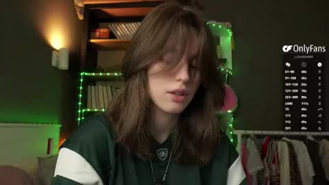 Aliza online show from March 8, 1:25 am