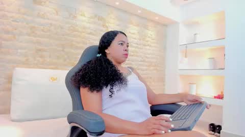  AITANA online show from February 26, 3:38 am