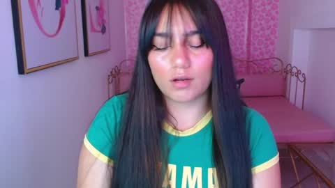 Snapshot of aitana_gomezz chatting on May 20, 8:15 pm Aitana online show from May 20, 8:15 pm
