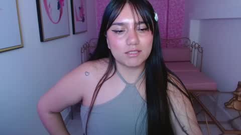 Snapshot of aitana_gomezz chatting on May 27, 1:57 am Aitana online show from May 27, 1:57 am