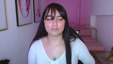 Snapshot of aitana_gomezz chatting on May 29, 8:18 pm Aitana online show from May 29, 8:18 pm
