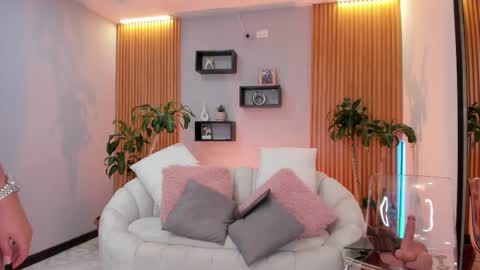 Aixa online show from February 22, 11:31 am