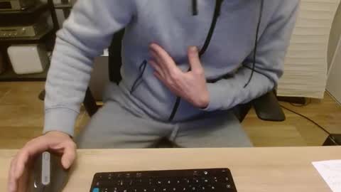 Snapshot of aixcited chatting on January 11, 10:04 pm aixcited online show from January 11, 10:04 pm