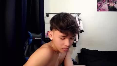 aj_daksxx online show from March 18, 6:05 am