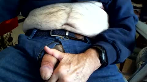 Snapshot of aj_ipa chatting on October 28, 7:27 pm aj_ipa online show from October 28, 7:27 pm