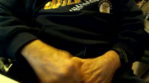 Snapshot of aj_ipa chatting on December 23, 1:25 am aj_ipa online show from December 23, 1:25 am