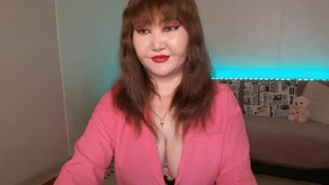 Snapshot of akanire chatting on June 14, 5:04 pm Shelly online show from June 14, 5:04 pm