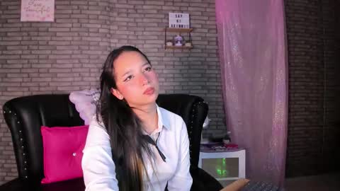 Akimmidoll GMT-5 0630 -1330 online show from October 8, 7:33 pm