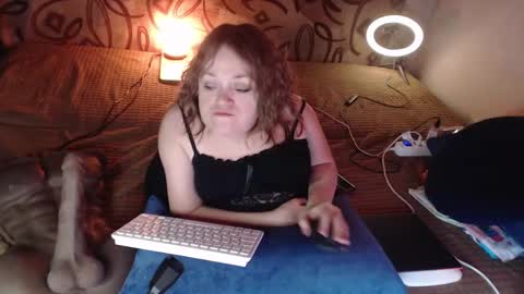 Snapshot of akindmodel chatting on January 25, 2:58 am Natalie online show from January 25, 2:58 am