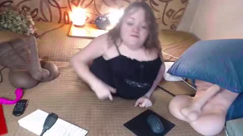 Snapshot of akindmodel chatting on February 2, 3:07 pm Natalie online show from February 2, 3:07 pm