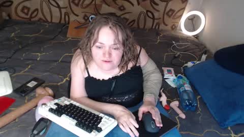 Snapshot of akindmodel chatting on February 22, 5:46 pm Natalie online show from February 22, 5:46 pm