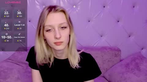 Snapshot of akiro_kim chatting on February 21, 2:34 am akiro_kim online show from February 21, 2:34 am