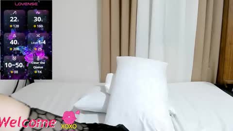 akishaa online show from September 24, 11:35 am