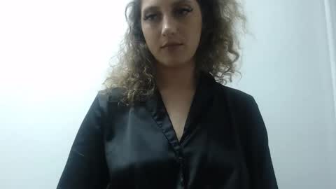 akyragrace online show from May 12, 9:12 pm