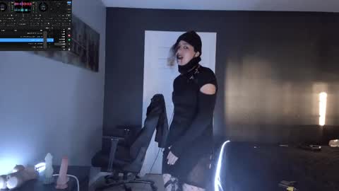 Snapshot of al0stjane333 chatting on September 30, 1:38 pm aL0stjane online show from September 30, 1:38 pm