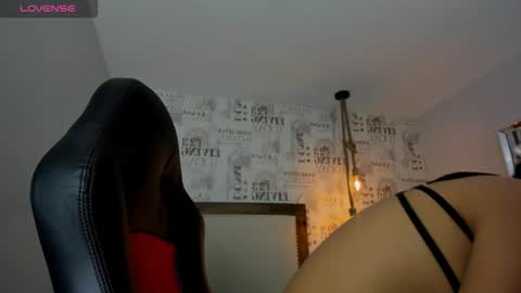  A L A H I A  online show from March 18, 7:28 pm