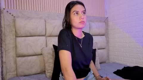 Snapshot of alahiasweet1 chatting on April 11, 12:09 pm alahiasweet1 online show from April 11, 12:09 pm