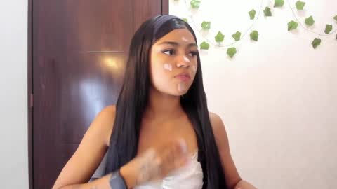 Snapshot of alaia2_ chatting on March 25, 12:11 pm Alaia2 online show from March 25, 12:11 pm