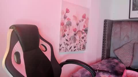 Alaia Carter online show from November 13, 3:38 am